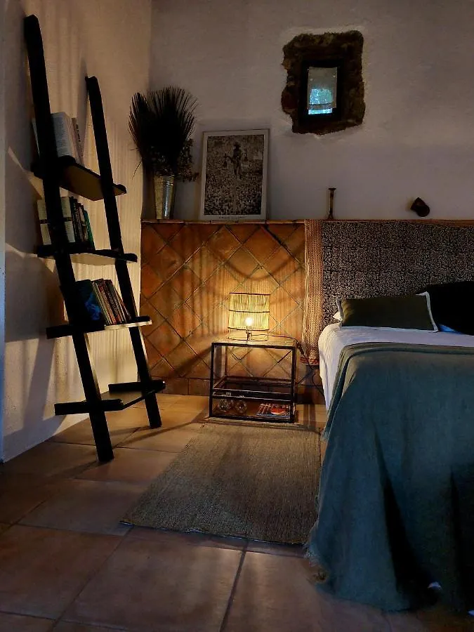 Country house Corral D'En Romagosa Guest House Begues