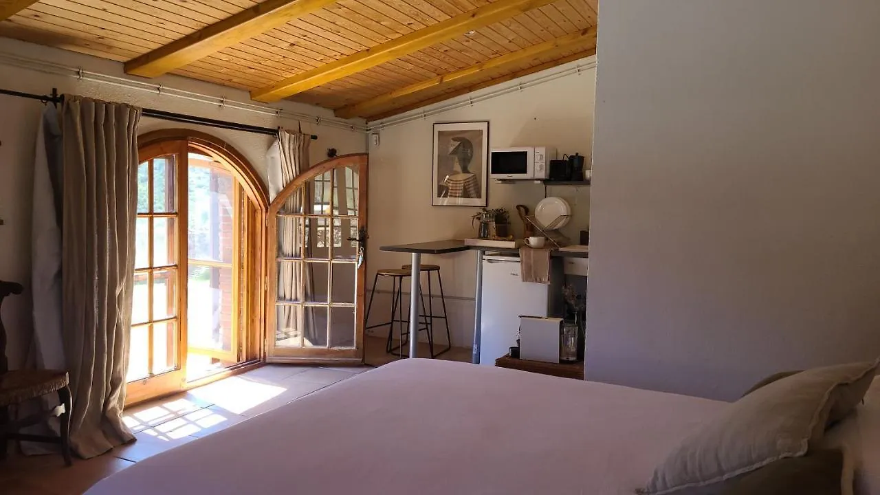 Country house Corral D'En Romagosa Guest House Begues